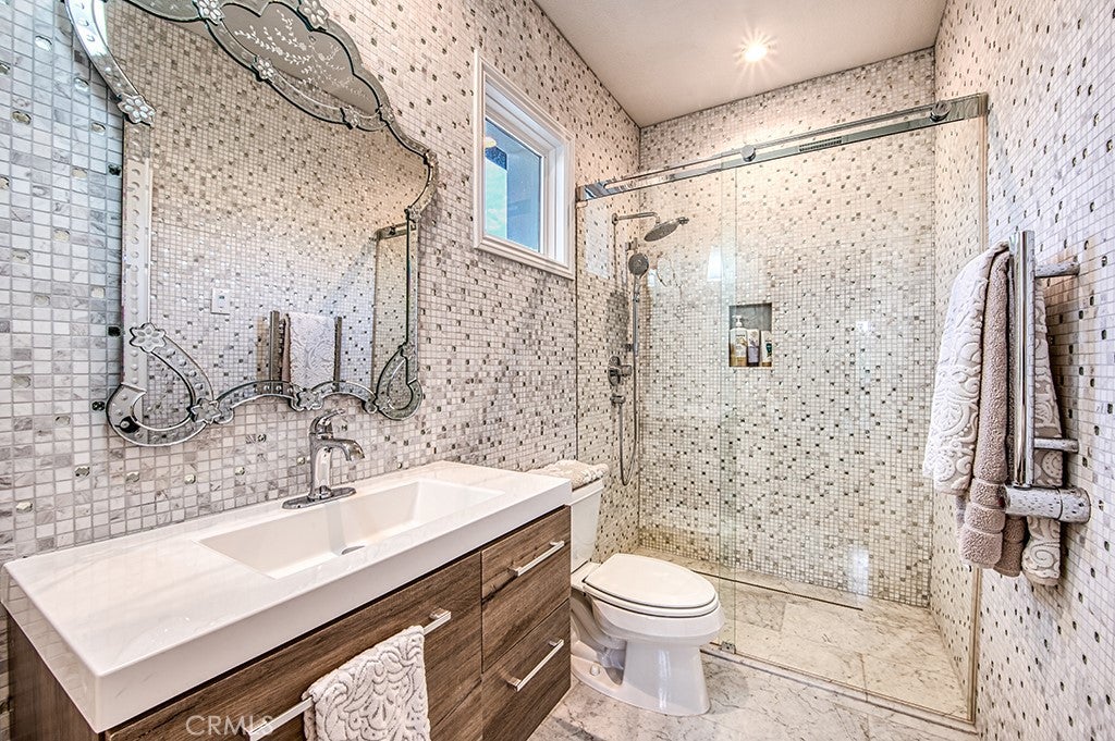 Trabuco Canyon, California, 92679, United States, 6 Bedrooms Bedrooms, ,7 BathroomsBathrooms,Residential,Active,2015818