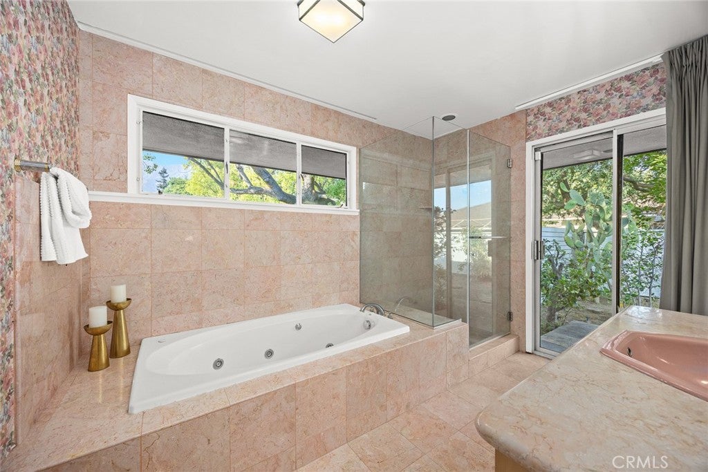 Arcadia, California, 91006, United States, 4 Bedrooms Bedrooms, ,3 BathroomsBathrooms,Residential,Active,1914781