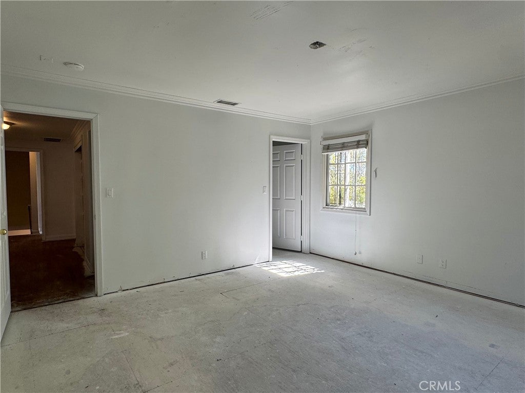 Los Angeles, California, 90036, United States, 5 Bedrooms Bedrooms, ,4 BathroomsBathrooms,Residential,Active,1952991