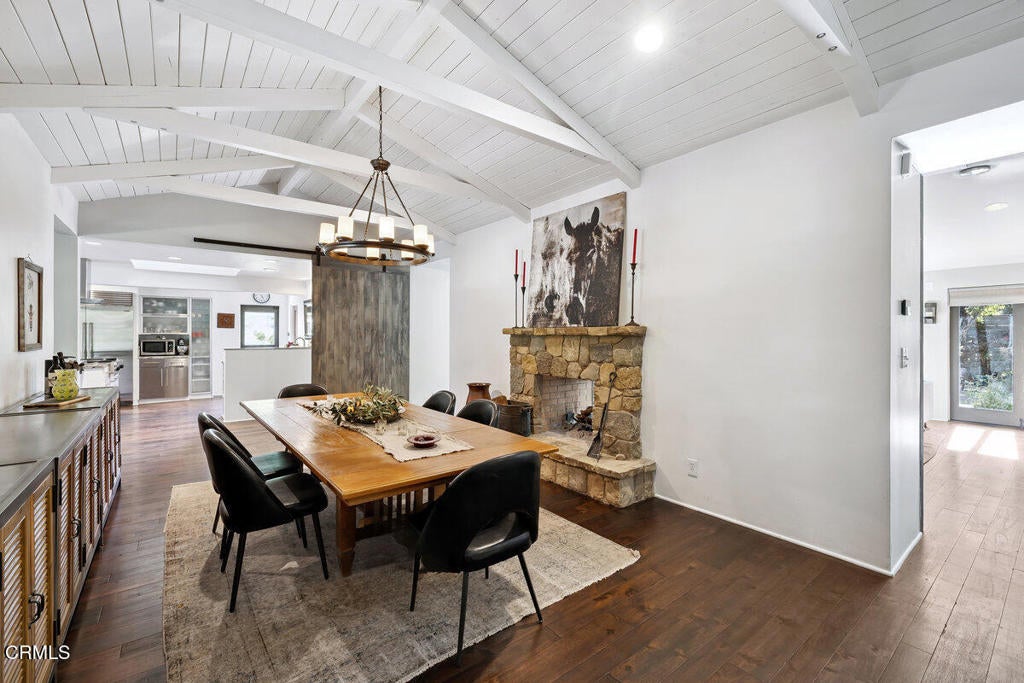 Ojai, California, 93023, United States, 3 Bedrooms Bedrooms, ,3 BathroomsBathrooms,Residential,Active,1920241