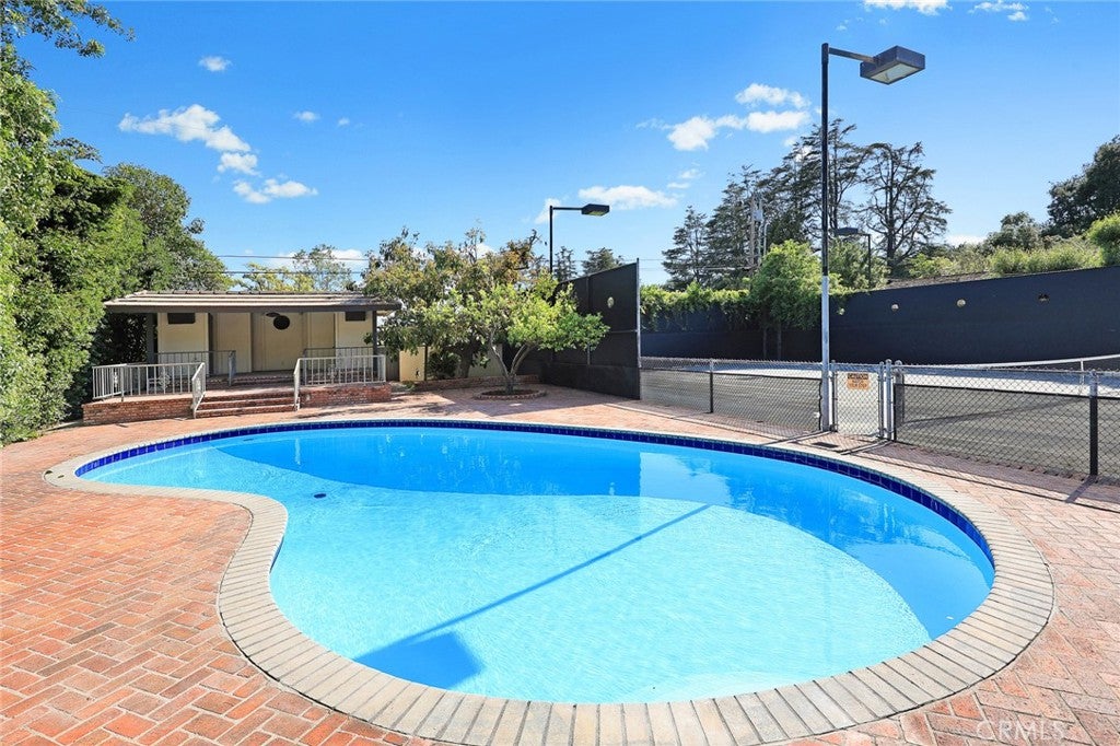 Arcadia, California, 91006, United States, 3 Bedrooms Bedrooms, ,3 BathroomsBathrooms,Residential,Active,1953414