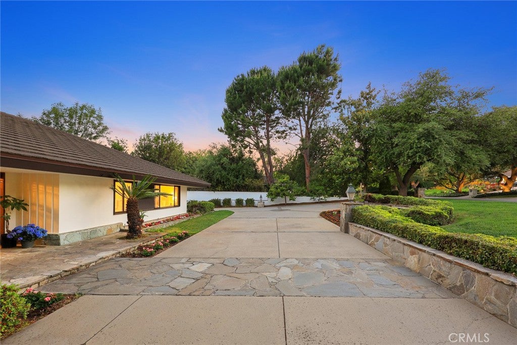 Arcadia, California, 91006, United States, 4 Bedrooms Bedrooms, ,3 BathroomsBathrooms,Residential,Active,1914781