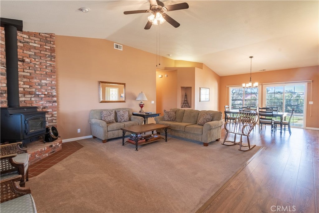 Paso Robles, California, 93446, United States, 5 Bedrooms Bedrooms, ,6 BathroomsBathrooms,Residential,Active,1821961