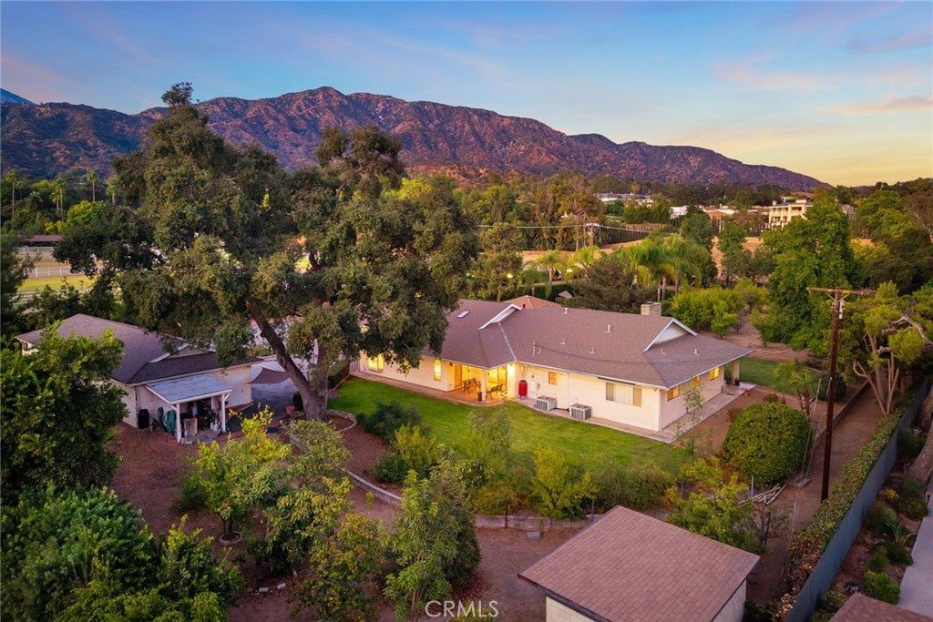 Bradbury, California, 91008, United States, 5 Bedrooms Bedrooms, ,5 BathroomsBathrooms,Residential,Active,1944055