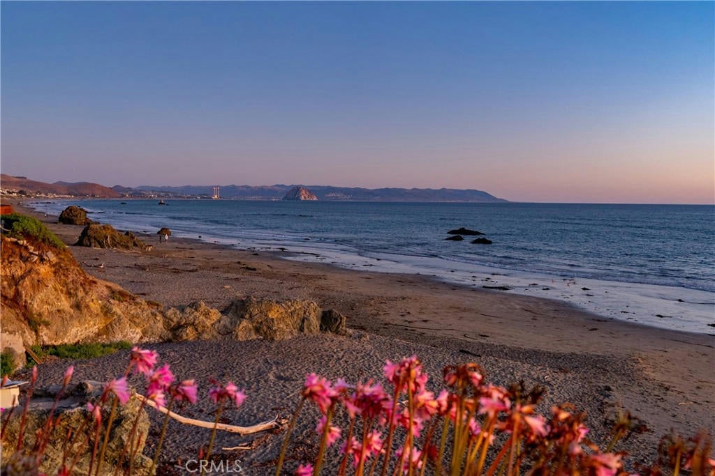 Cayucos, California, 93430, United States, ,5 BathroomsBathrooms,Residential,Active,1769481