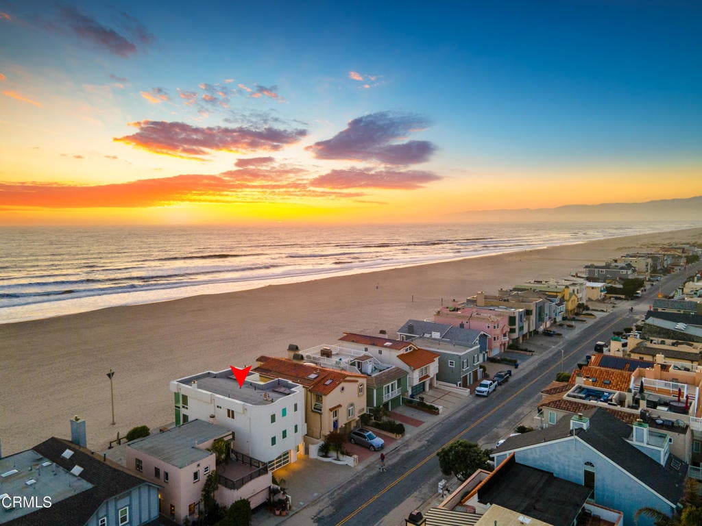 Oxnard, California, 93035, United States, 4 Bedrooms Bedrooms, ,5 BathroomsBathrooms,Residential,Active,1953419