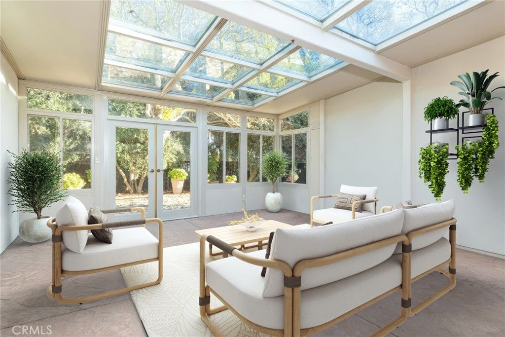 Paso Robles, California, 93446, United States, 4 Bedrooms Bedrooms, ,3 BathroomsBathrooms,Residential,Active,2006788