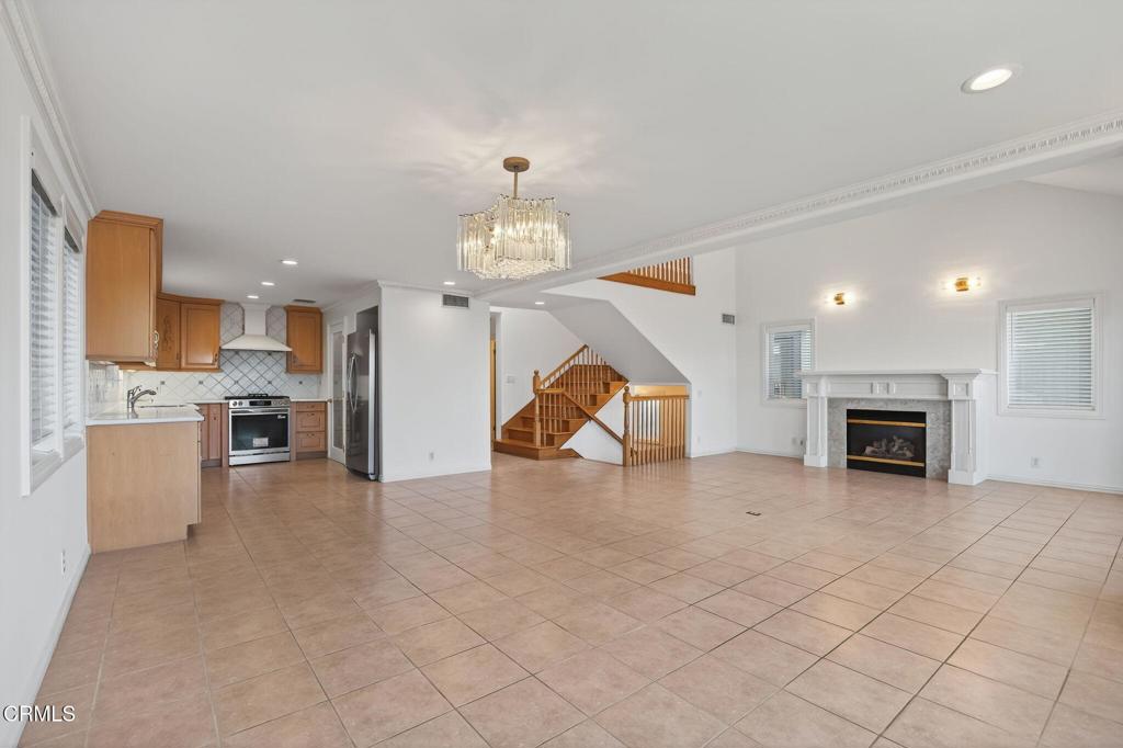 Oxnard, California, 93035, United States, 4 Bedrooms Bedrooms, ,4 BathroomsBathrooms,Residential,Active,1997596