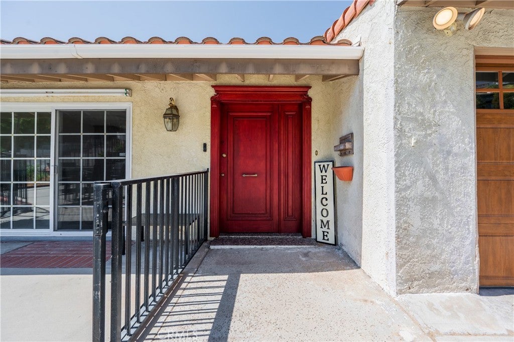 Burbank, California, 91501, United States, 5 Bedrooms Bedrooms, ,5 BathroomsBathrooms,Residential,Active,1943797