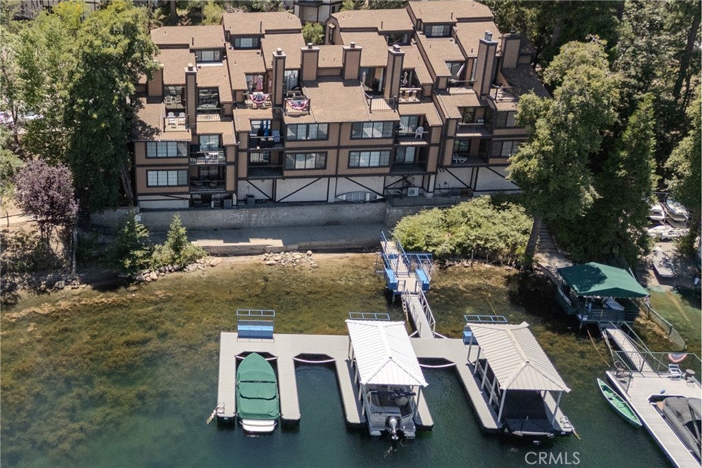 Lake Arrowhead, California, 92352, United States, 2 Bedrooms Bedrooms, ,3 BathroomsBathrooms,Residential,Active,1908134
