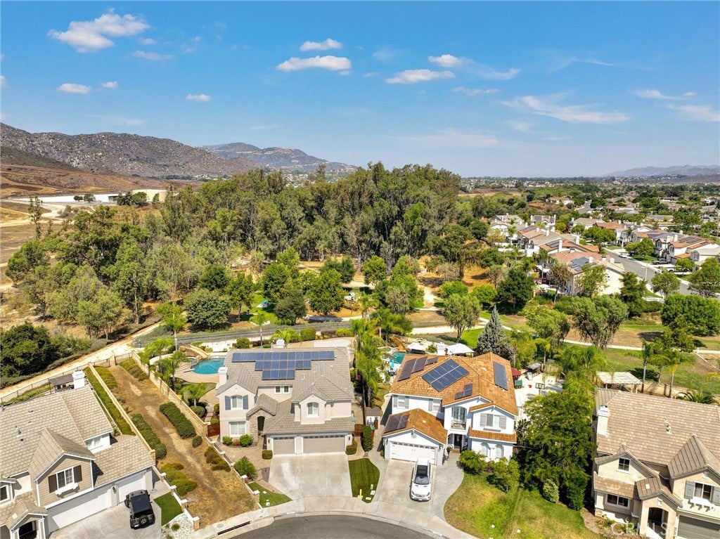 Murrieta, California, 92562, United States, 6 Bedrooms Bedrooms, ,5 BathroomsBathrooms,Residential,Active,1914833