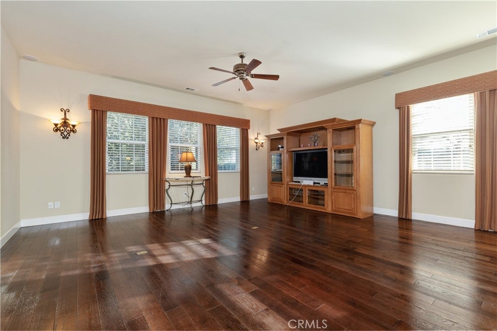 Paso Robles, California, 93446, United States, 4 Bedrooms Bedrooms, ,3 BathroomsBathrooms,Residential,Active,2006788