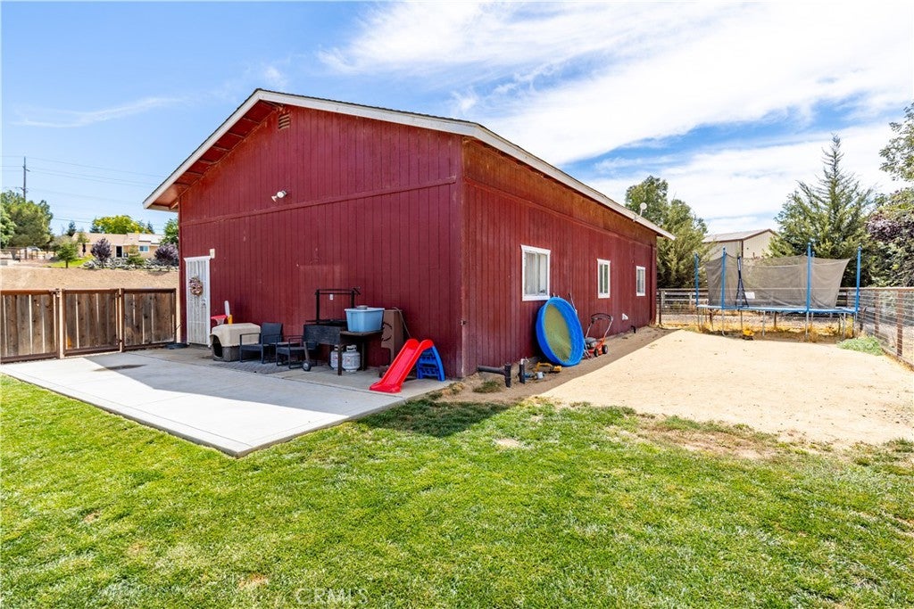 Paso Robles, California, 93446, United States, 7 Bedrooms Bedrooms, ,4 BathroomsBathrooms,Residential,Active,1904141