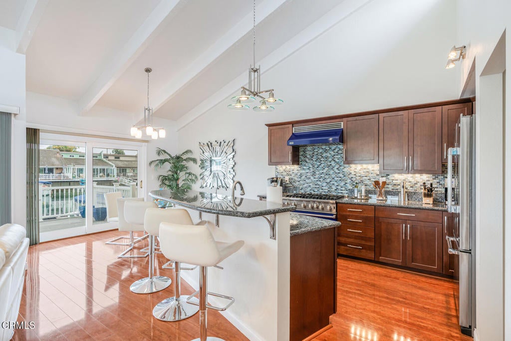 Oxnard, California, 93035, United States, 2 Bedrooms Bedrooms, ,2 BathroomsBathrooms,Residential,Active,1990634