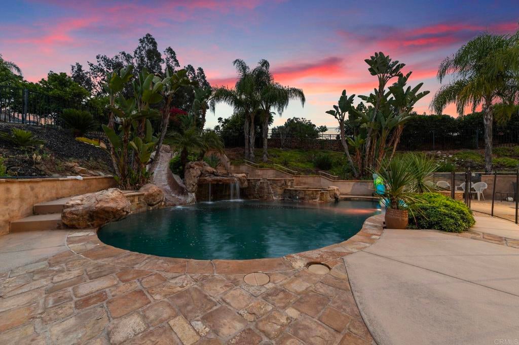 Escondido, California, 92025, United States, 5 Bedrooms Bedrooms, ,4 BathroomsBathrooms,Residential,Active,1969680