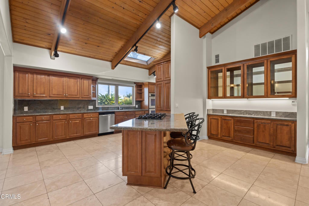 Camarillo, California, 93010, United States, 4 Bedrooms Bedrooms, ,4 BathroomsBathrooms,Residential,Active,1853635