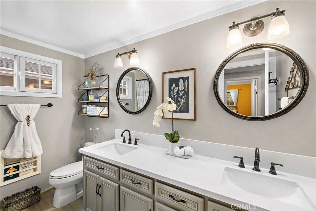 Laguna Niguel, California, 92677, United States, 4 Bedrooms Bedrooms, ,2 BathroomsBathrooms,Residential,Active,1992283