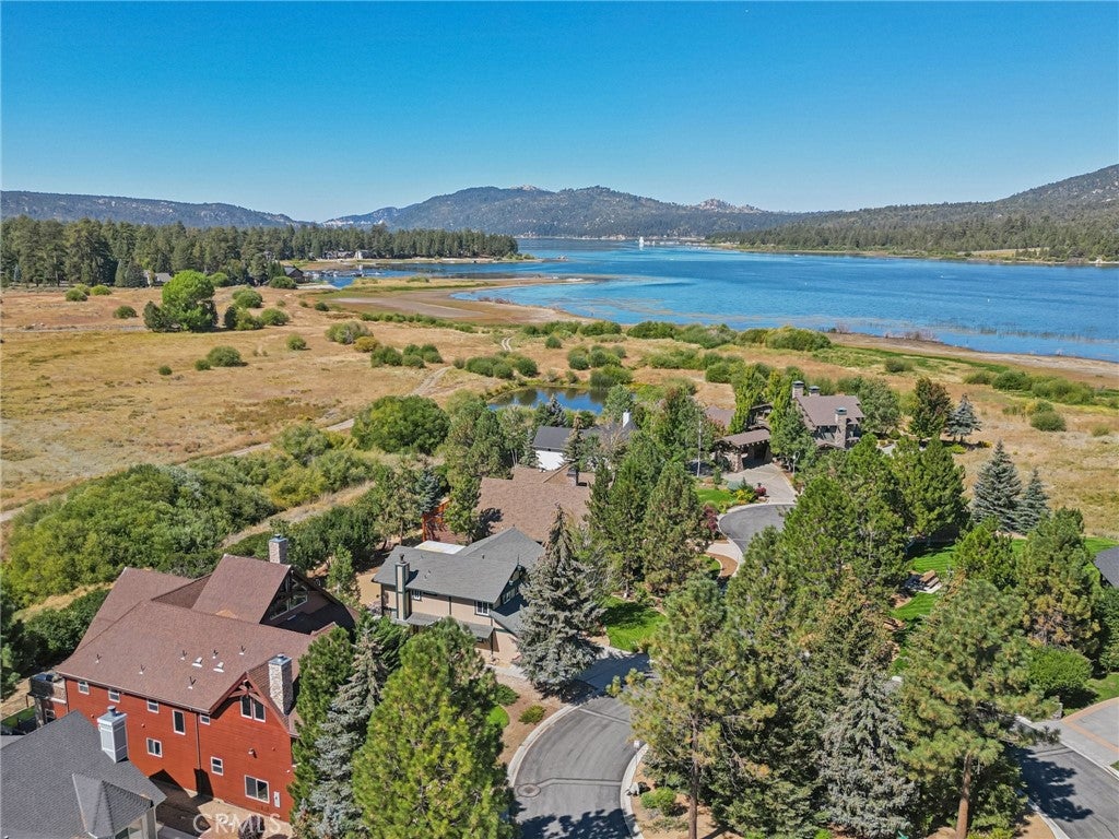 Big Bear Lake, California, 92315, United States, 6 Bedrooms Bedrooms, ,7 BathroomsBathrooms,Residential,Active,1945198