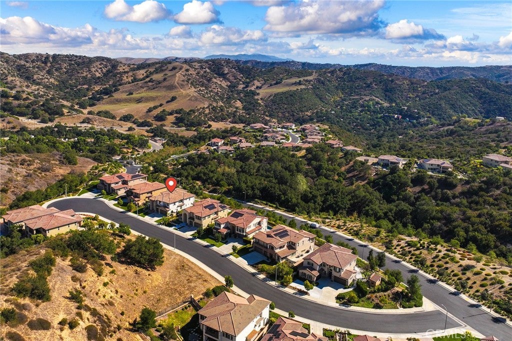 Chino Hills, California, 91709, United States, 5 Bedrooms Bedrooms, ,6 BathroomsBathrooms,Residential,Active,1986885