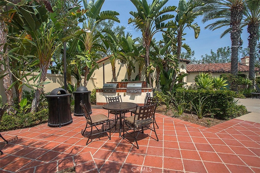 Irvine, California, 92620, United States, 4 Bedrooms Bedrooms, ,4 BathroomsBathrooms,Residential,Active,1986877