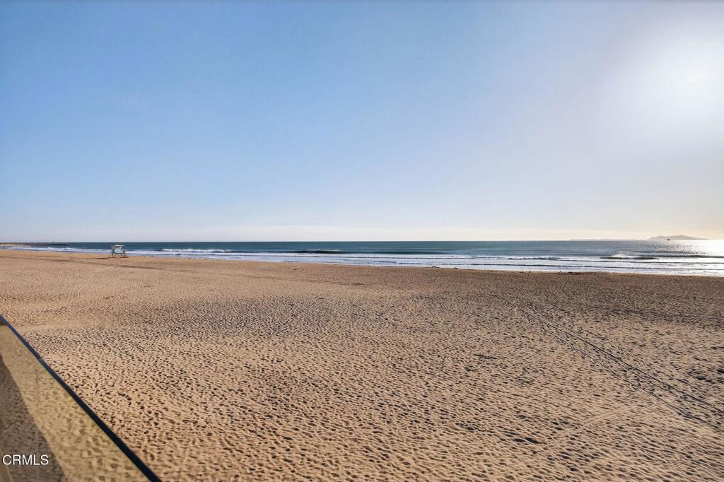 Oxnard, California, 93035, United States, 5 Bedrooms Bedrooms, ,5 BathroomsBathrooms,Residential,Active,2015816