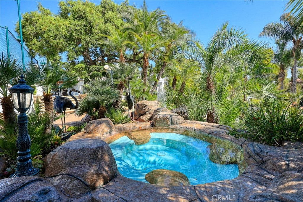 San Marino, California, 91108, United States, 6 Bedrooms Bedrooms, ,6 BathroomsBathrooms,Residential,Active,2008270