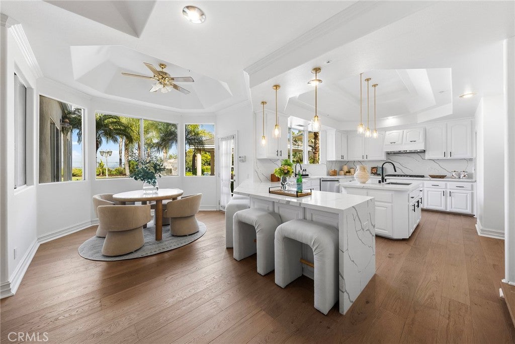 Chino Hills, California, 91709, United States, 5 Bedrooms Bedrooms, ,6 BathroomsBathrooms,Residential,Active,1986872