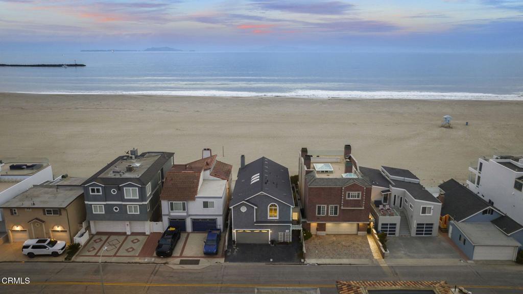 Oxnard, California, 93035, United States, 3 Bedrooms Bedrooms, ,4 BathroomsBathrooms,Residential,Active,1905342