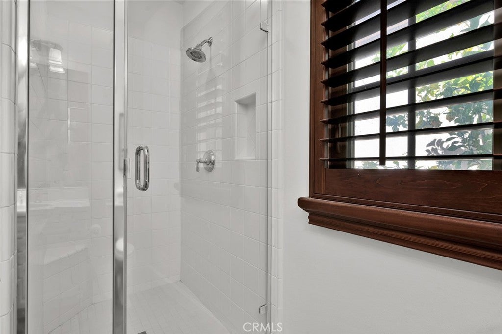 Irvine, California, 92618, United States, 4 Bedrooms Bedrooms, ,4 BathroomsBathrooms,Residential,Active,1894158