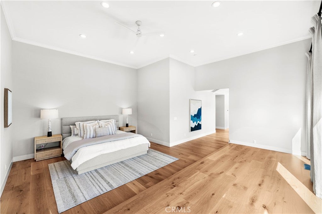 Pasadena, California, 91107, United States, 5 Bedrooms Bedrooms, ,6 BathroomsBathrooms,Residential,Active,1941367