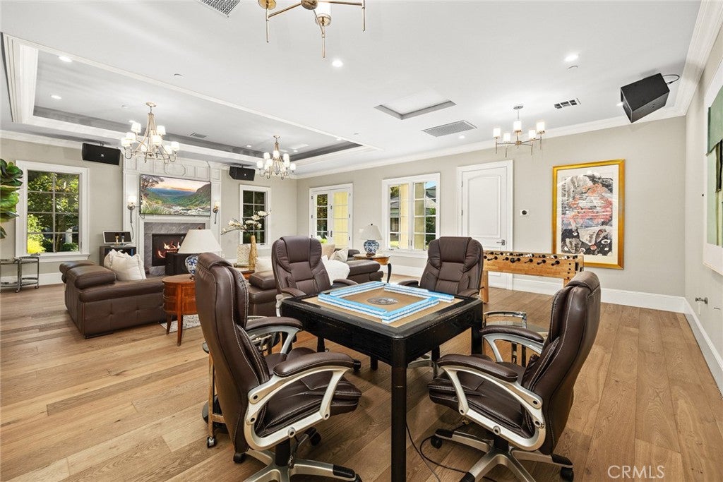 Arcadia, California, 91006, United States, 6 Bedrooms Bedrooms, ,8 BathroomsBathrooms,Residential,Active,1933891