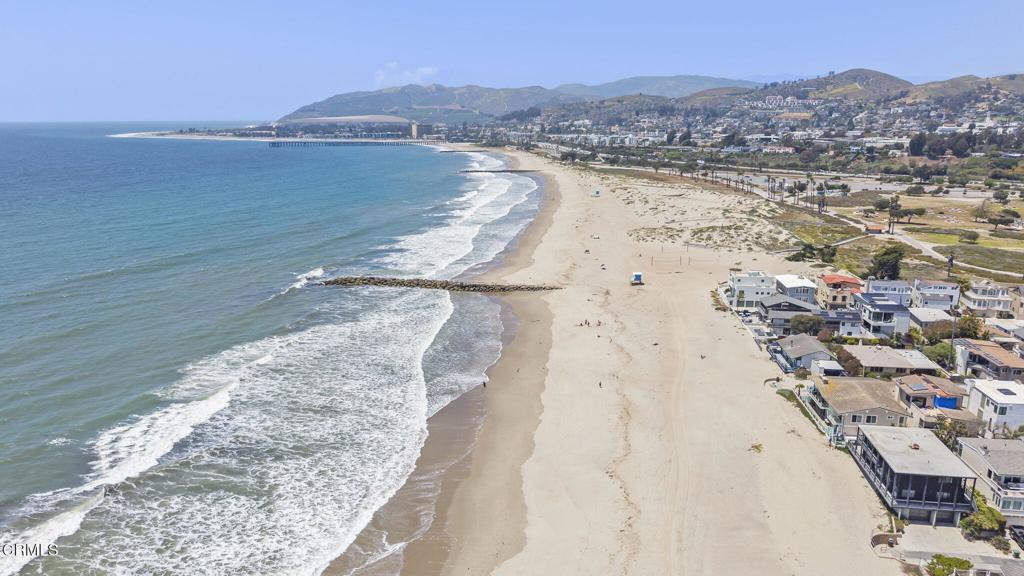 Ventura, California, 93001, United States, ,3 BathroomsBathrooms,Residential,Active,1829931