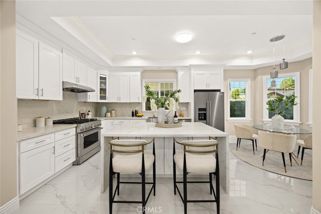 Temple City, California, 91780, United States, 5 Bedrooms Bedrooms, ,6 BathroomsBathrooms,Residential,Active,1889362