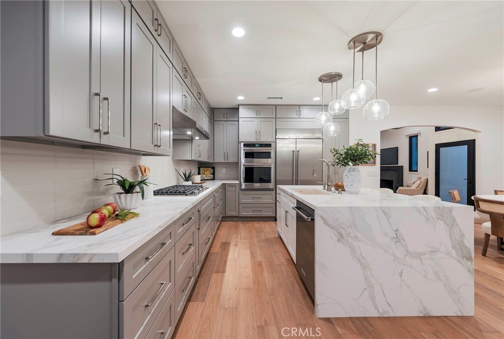 Corona Del Mar, California, 92625, United States, 3 Bedrooms Bedrooms, ,2 BathroomsBathrooms,Residential,Active,1863288