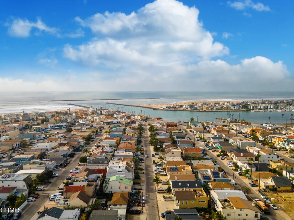 Oxnard, California, 93035, United States, 4 Bedrooms Bedrooms, ,2 BathroomsBathrooms,Residential,Active,2007278