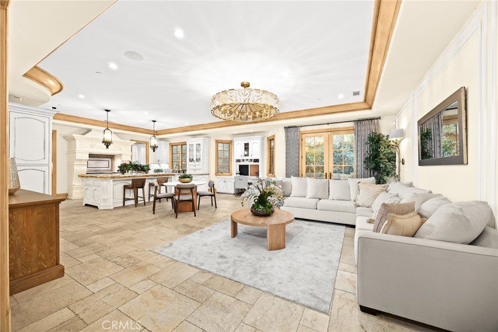 Arcadia, California, 91007, United States, 4 Bedrooms Bedrooms, ,5 BathroomsBathrooms,Residential,Active,1968391