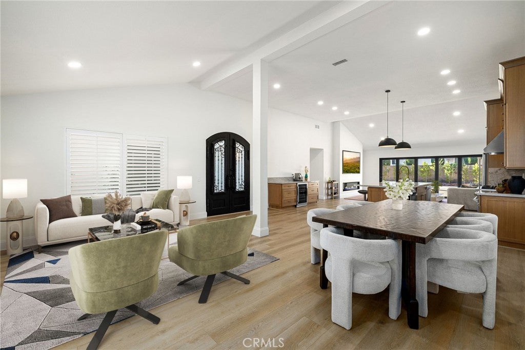 La Verne, California, 91750, United States, 4 Bedrooms Bedrooms, ,2 BathroomsBathrooms,Residential,Active,1944065
