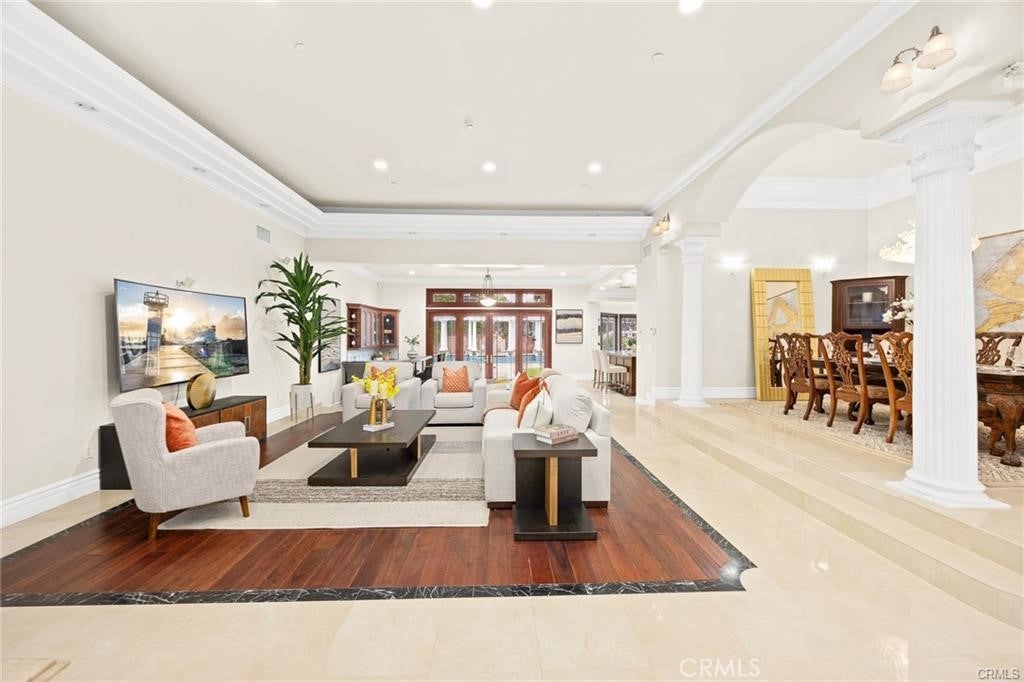 Arcadia, California, 91006, United States, 4 Bedrooms Bedrooms, ,4 BathroomsBathrooms,Residential,Active,1913958