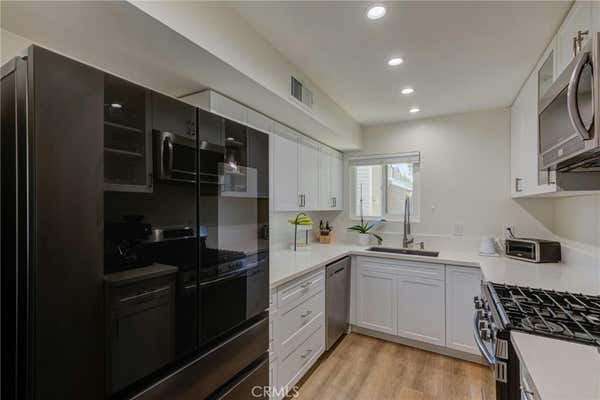 9946 SEPULVEDA BLVD APT 5, MISSION HILLS (SAN FERNANDO), CA 91345, photo 4 of 22