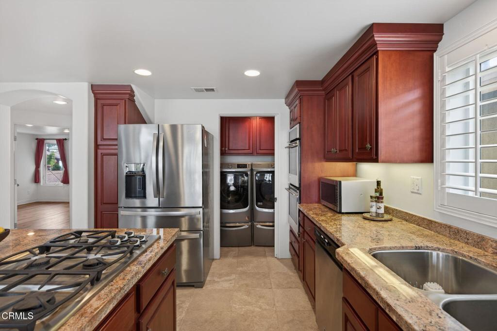 Oxnard, California, 93035, United States, 4 Bedrooms Bedrooms, ,3 BathroomsBathrooms,Residential,Active,2031789