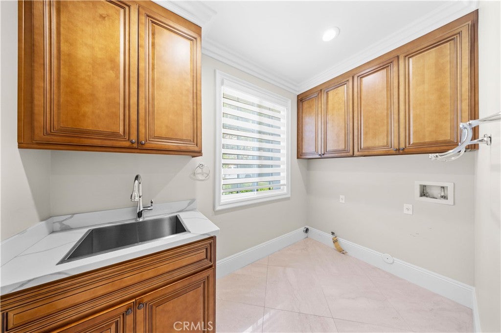 Arcadia, California, 91006, United States, 5 Bedrooms Bedrooms, ,7 BathroomsBathrooms,Residential,Active,1909900