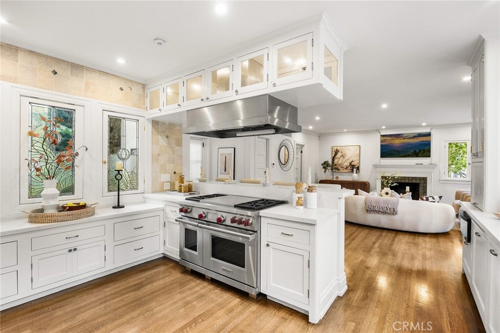 928 S El Molino Ave – image 20