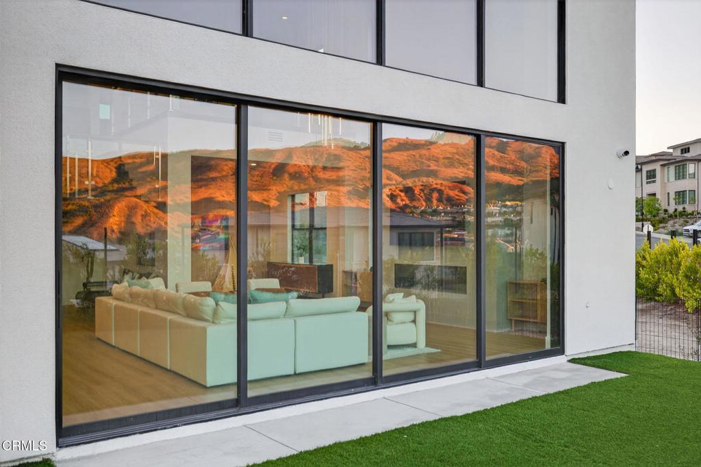 Porter Ranch, California, 91326, United States, 5 Bedrooms Bedrooms, ,6 BathroomsBathrooms,Residential,Active,1965808