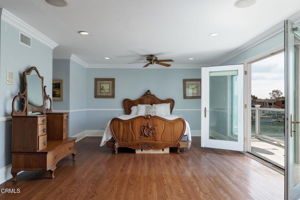 Oxnard, California, 93035, United States, ,4 BathroomsBathrooms,Residential,Active,1841320