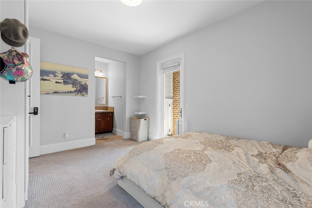 Huntington Beach, California, 92649, United States, 4 Bedrooms Bedrooms, ,4 BathroomsBathrooms,Residential,Active,1780402