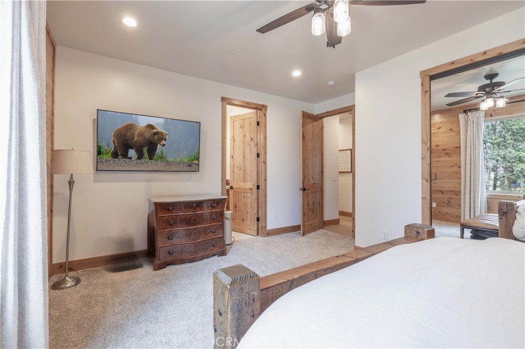 Big Bear City, California, 92314, United States, ,4 BathroomsBathrooms,Residential,Active,1839760