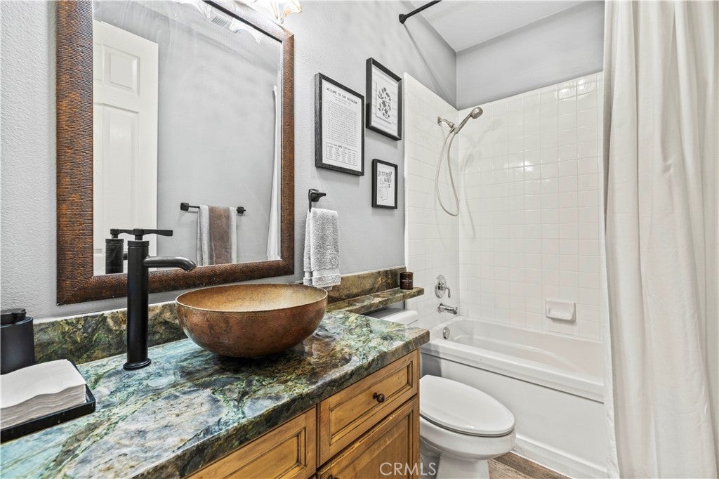 Stevenson Ranch, California, 91381, United States, 5 Bedrooms Bedrooms, ,4 BathroomsBathrooms,Residential,Active,2015851