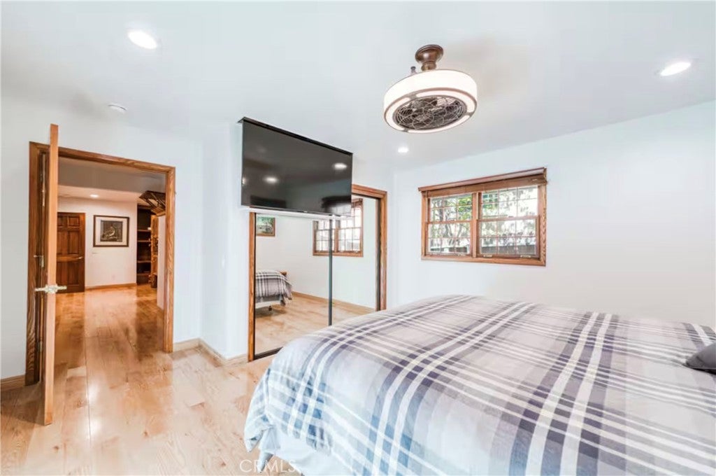 Big Bear Lake, California, 92315, United States, 4 Bedrooms Bedrooms, ,4 BathroomsBathrooms,Residential,Active,1999274