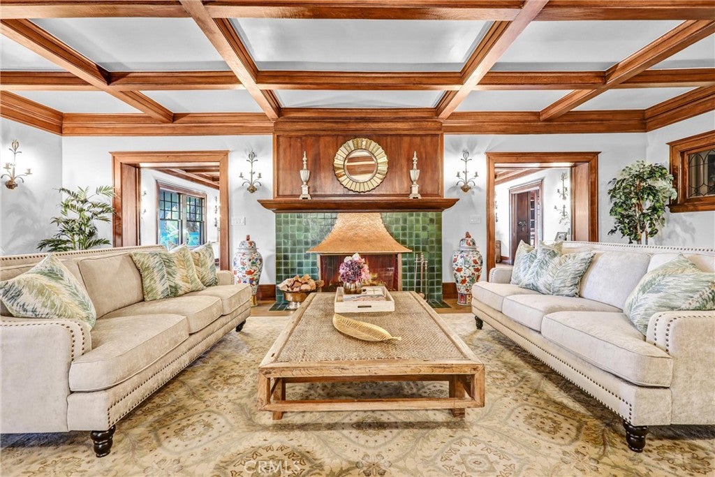 Pasadena, California, 91106, United States, 8 Bedrooms Bedrooms, ,10 BathroomsBathrooms,Residential,Active,1996260