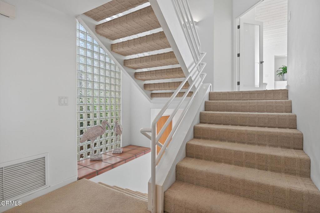 Oxnard, California, 93035, United States, 3 Bedrooms Bedrooms, ,3 BathroomsBathrooms,Residential,Active,1951816